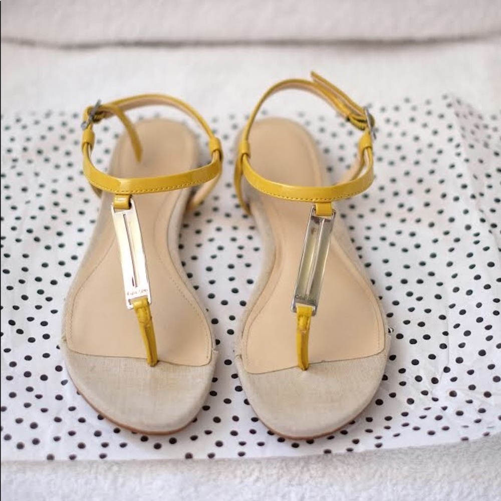 Calvin Klein T-Strap Sandals 6M - Yellow & Linen